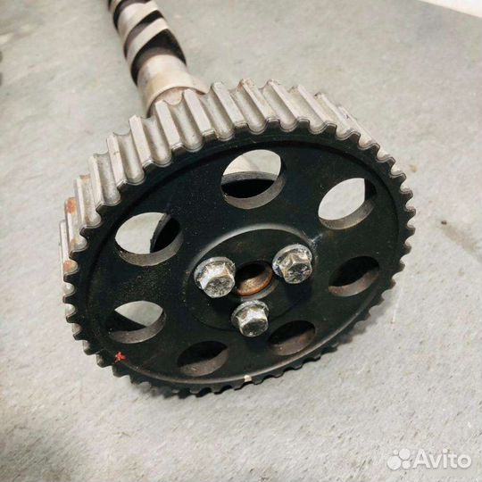 Распредвал Volvo S60