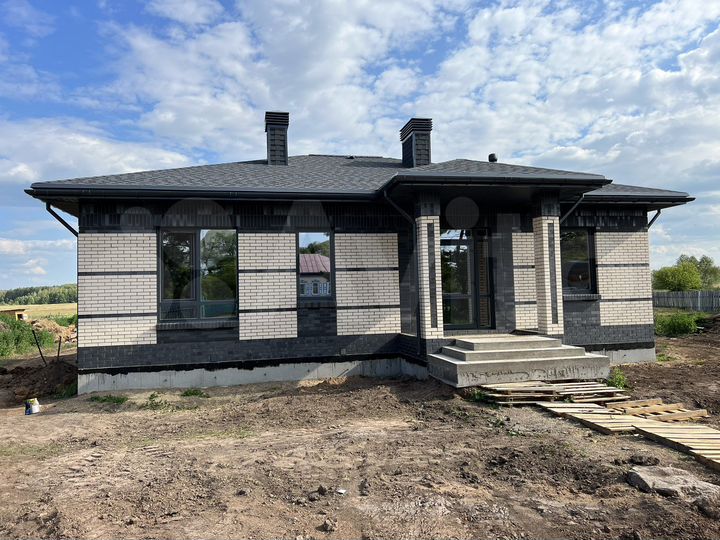 Коттедж 115 м² на участке 10 сот.