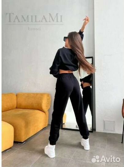 Спортивный костюм женский новый