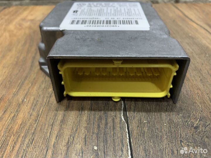 Audi Q7 (4L) Блок управления AIR BAG