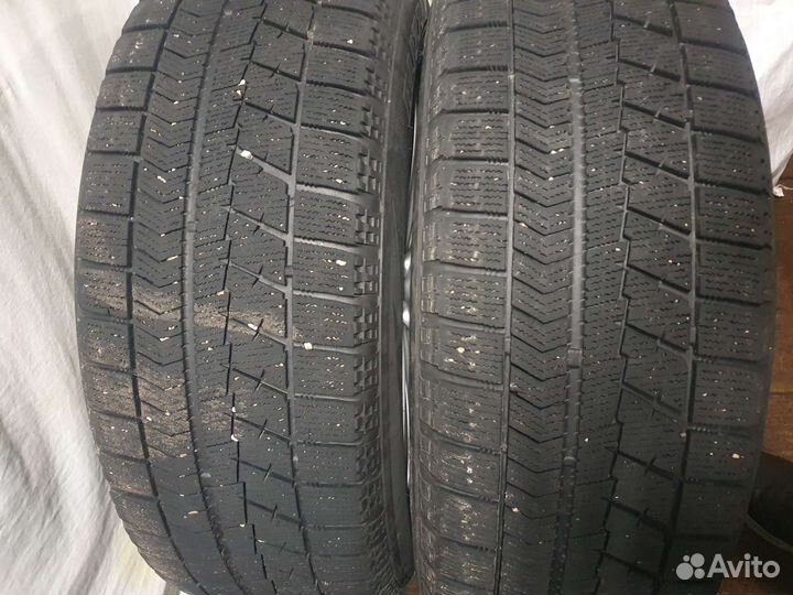 Bridgestone Blizzak VRX 225/60 R17 99S