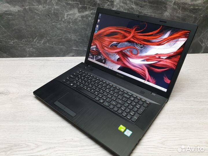 Ноутбук lenovo / 17.3