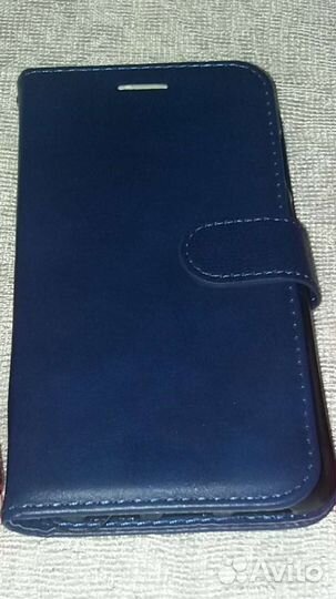 Чехлы-книжка на телефон