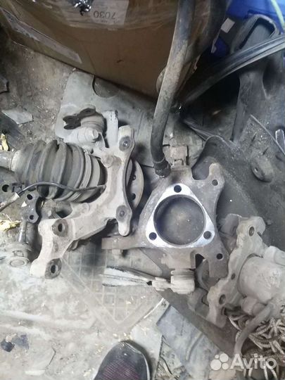 Поворотный кулак правый опель астра h