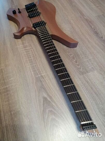 Headless гитара