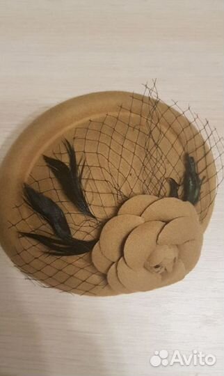 Новая фетровая дамская шляпка