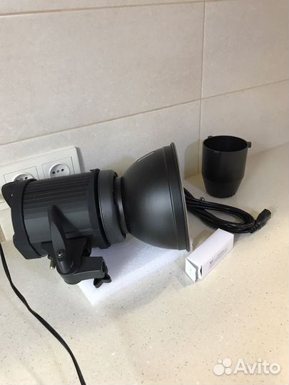 Осветитель Falcon Eyes QL-1000BW галогенный