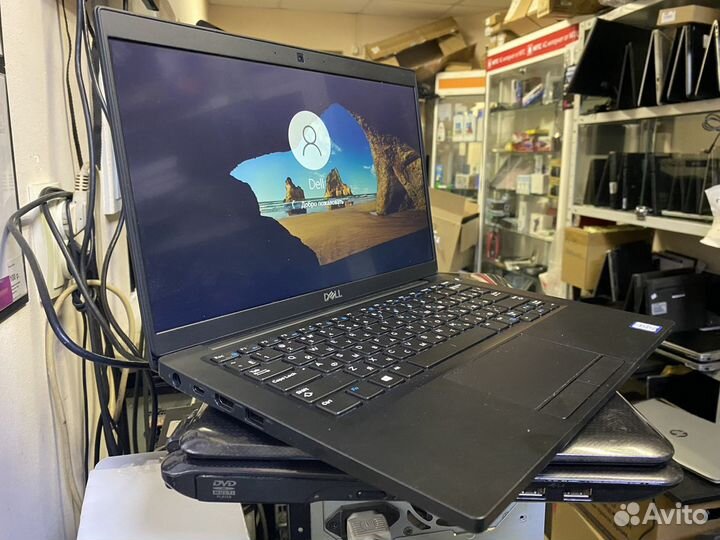 Сенсорный Dell 7390 mint condition