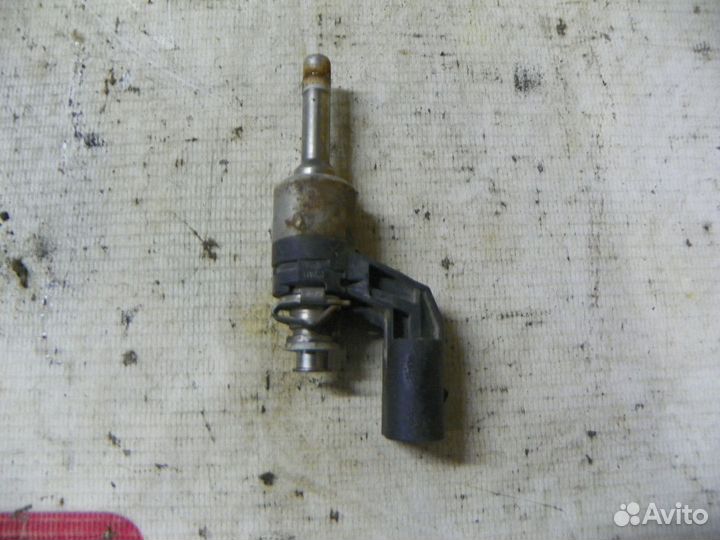 Форсунка инжекторная электрическая Audi A1