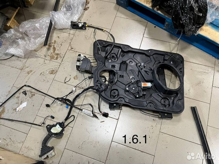 Дверная карта в сборе Jeep wk2