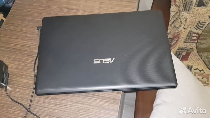 Ноутбук asus X55A в идеальном состоянии