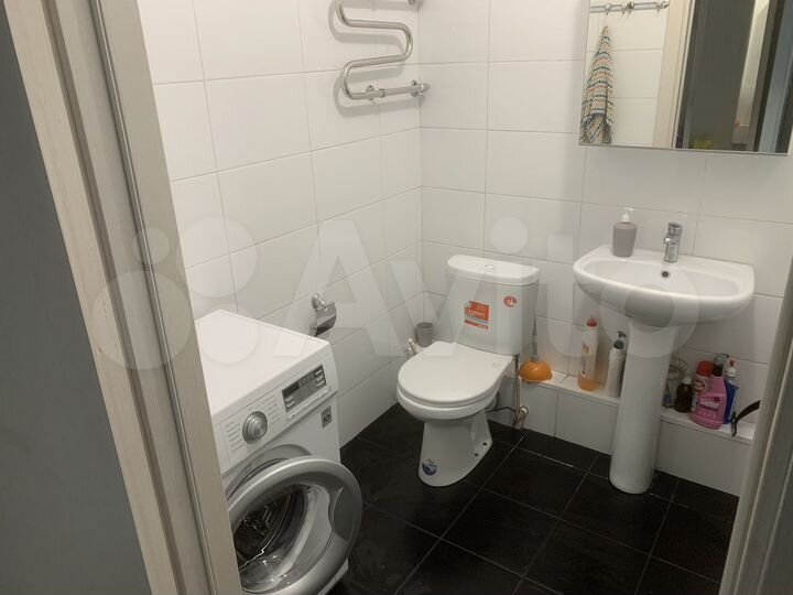 2-к. квартира, 55 м², 2/25 эт.