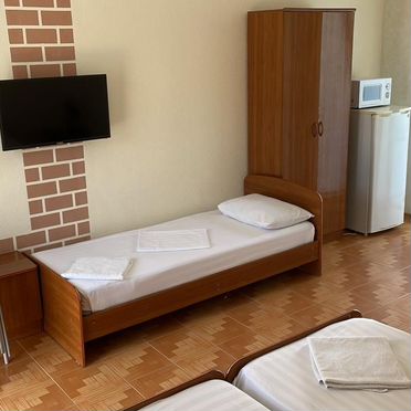Комната 21 м² в > 9-к., 1/3 эт.