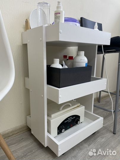 Тележка косметологическая