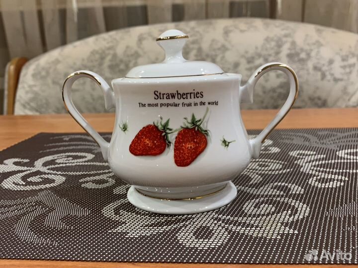 Сахарница фарфор винтаж