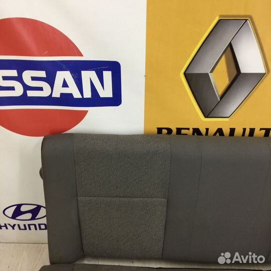 Сиденье заднее Спинка Диван Renault logan Лев, Пра