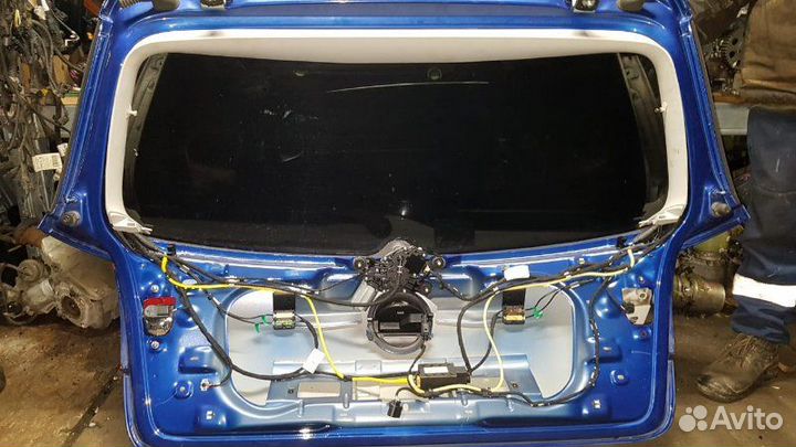 Крышка багажника задняя Volkswagen Golf 5