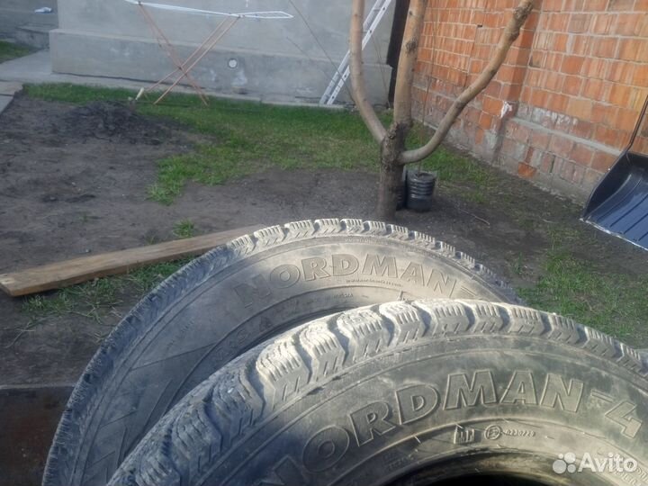 Nordman Nordman 4 215/65 R15