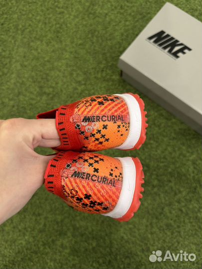 Футбольные сороконожки детские Nike Mercurial