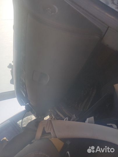 Бардачок Renault Fluence