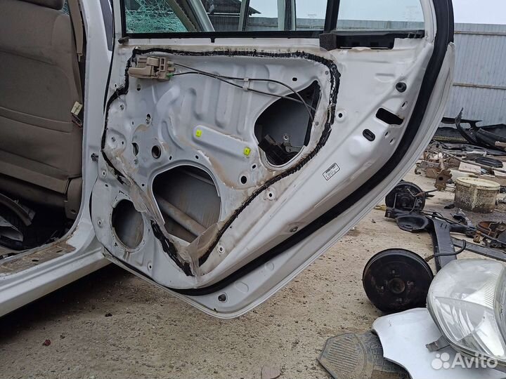 Дверь задняя правая toyota corolla 120