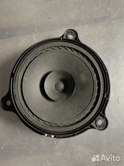Динамик в дверь Nissan