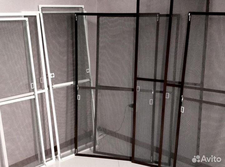 Прочные москитные сетки на окно и двери