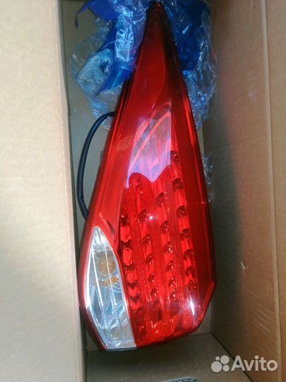 Hyundai I40 универсал Задний левый фонарь 924013Z0