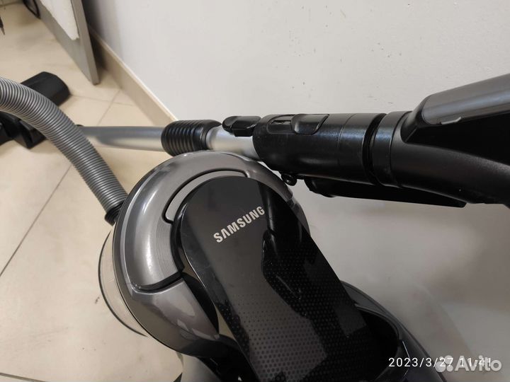 Пылесос Samsung sc20f70hb