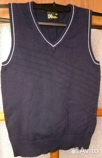Жилет трикотажный