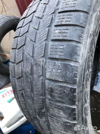 Pirelli Scorpion Winter RFT 275/40 R20