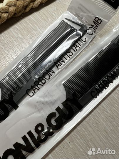 Новый набор. Антистатические карбоновые расчески