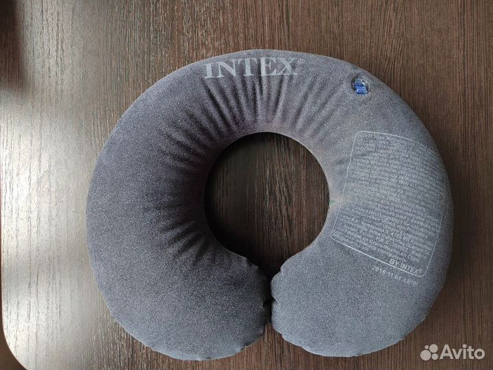 Подушка на шею для путешествий надувная
