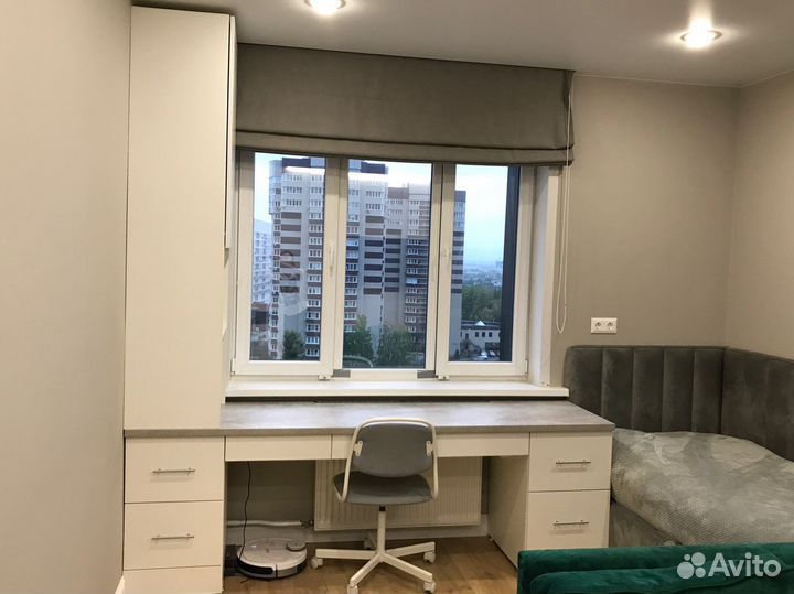 Рабочий стол для школьника бу