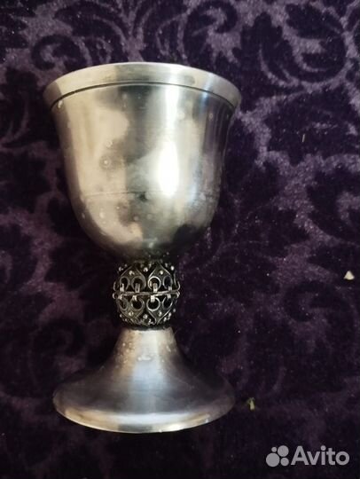 Рюмки коньячные на подносе мельхиор