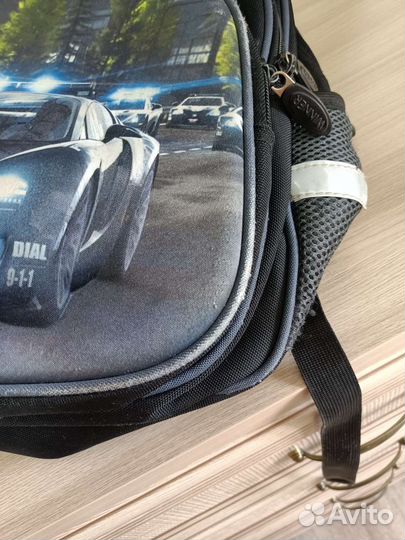 Рюкзак школьный