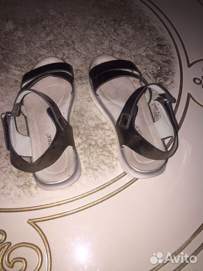 Босоножки для девочки