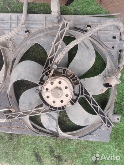 Вентилятор радиатора Volkswagen Golf 4 1.6 AKL