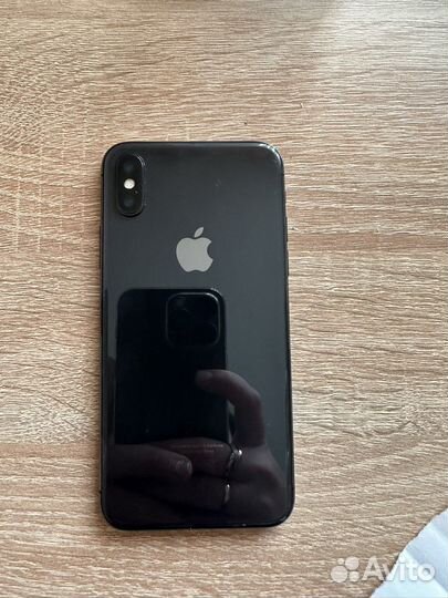 Телефон iPhone X
