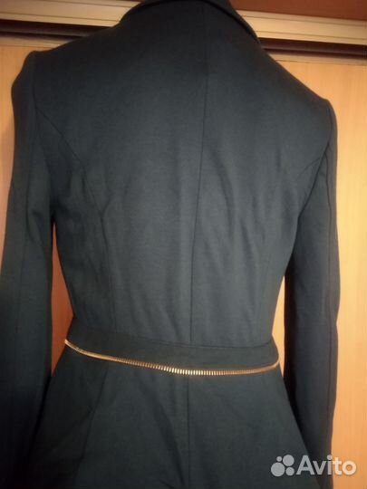 Пиджак женский со съёмной баской 46