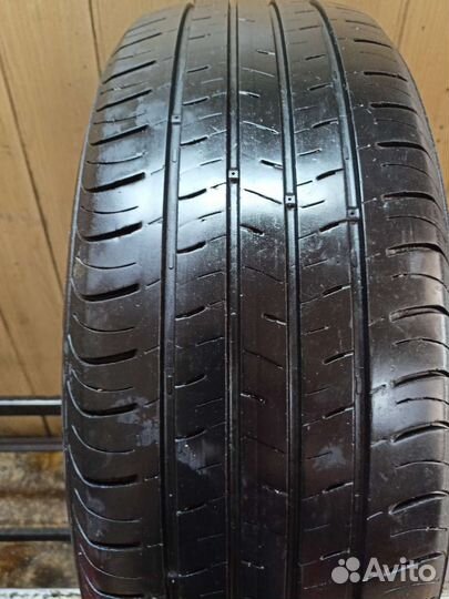 Kumho Solus SA01 Plus 205/65 R16