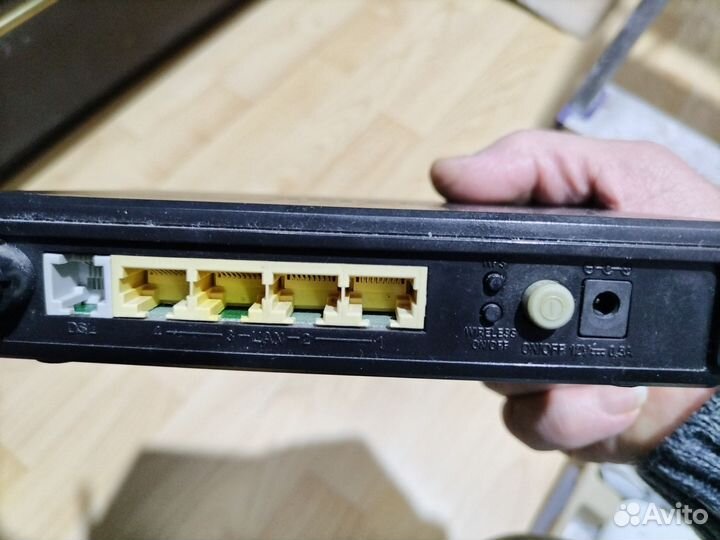 Беспроводной маршрутизатор Wi-Fi D-Link DIR-320