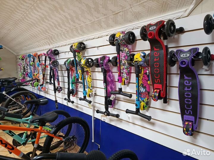 Самокат детский трехколесный