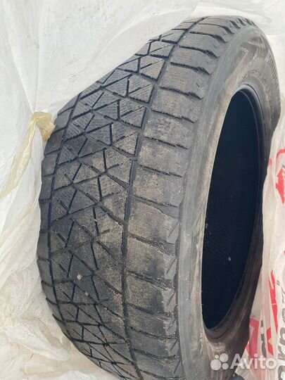 Bridgestone Blizzak DM-V2 235/55 R18 100T