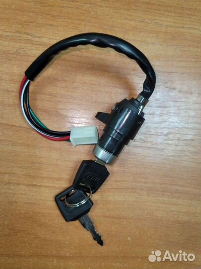 Замок зажигания мопед Альфа, Дельта фишка 4 конт