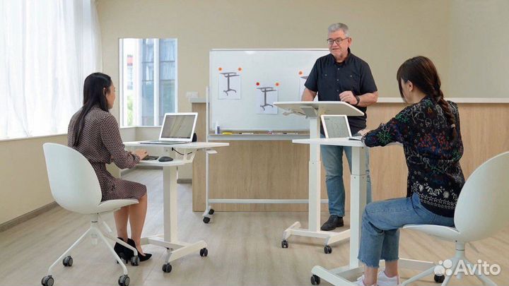 Компьютерный стол мобильный с наклоном