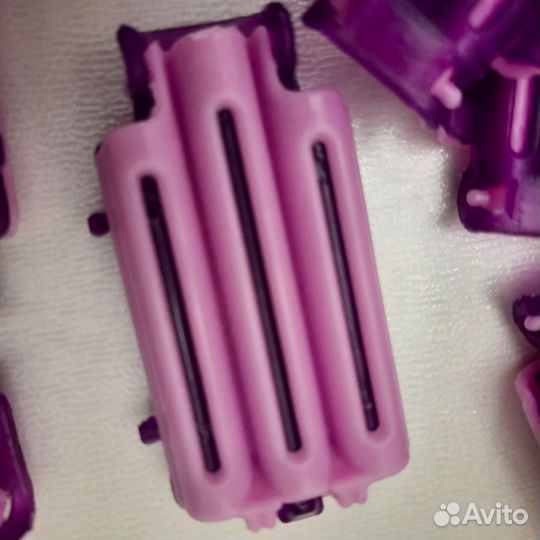 Зажимы для прикорневого обьема волос