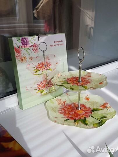 Этажерка для фруктов и конфет