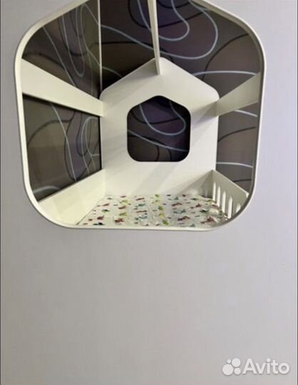 Двухъярусная кровать домик с лестницей комод