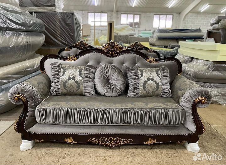Диван и 2 кресла « Барокко» орех